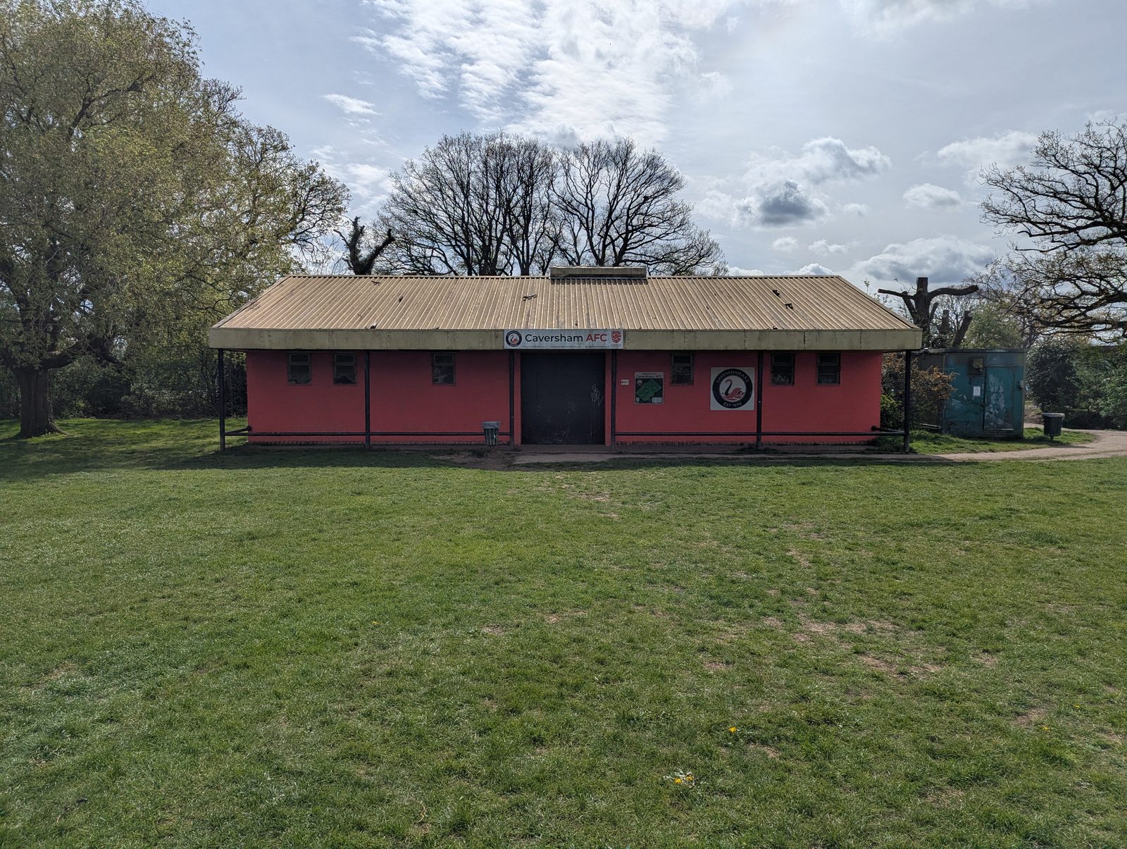 The existing Caversham AFC pavilion before renovation